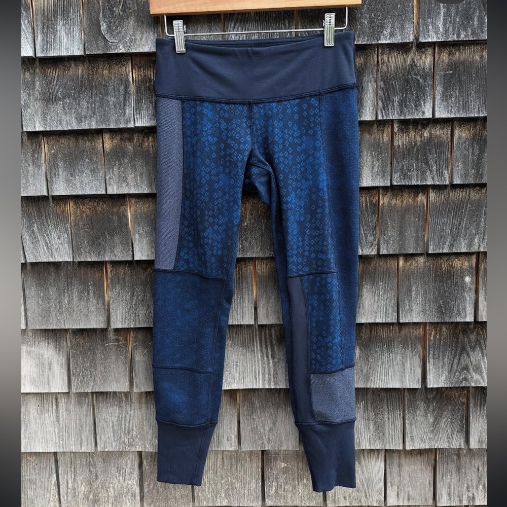 Lululemon Navy Patterned Leggings - Picture 2 of 5